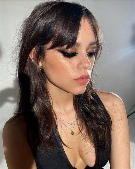 jenna ortega hot pics|Pokie : r/JennaOrtega